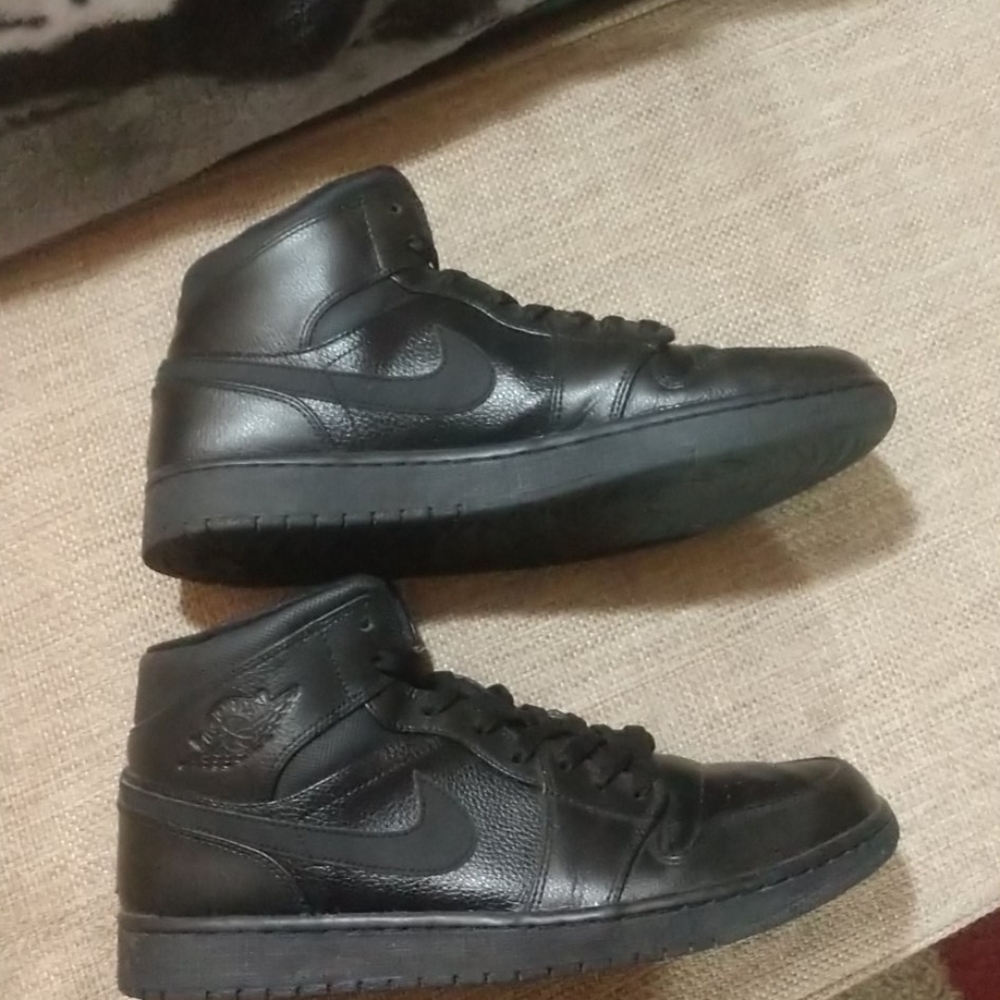 Jordan 1 sneakers